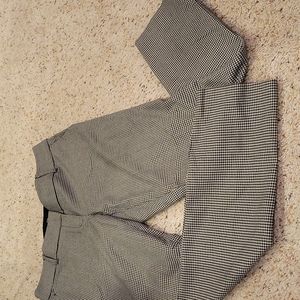 Beautiful houndstooth pants